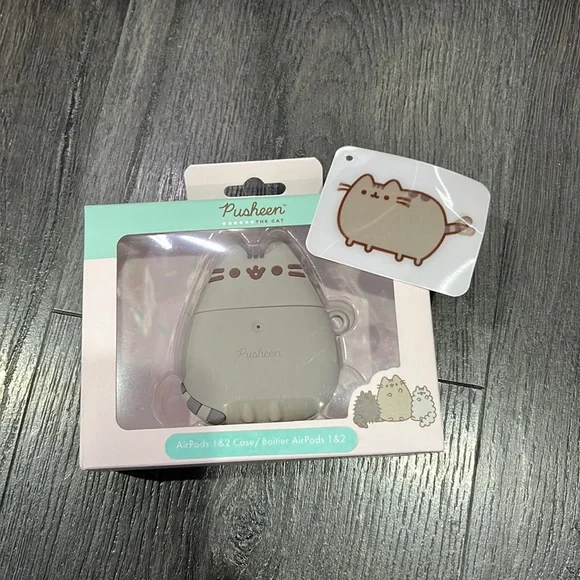 Pusheen AirPods 1/2 case - Picture 2 of 11
